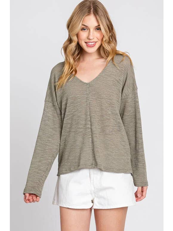 Final Touch - Wholesale Knit Top - Women's - V-Neck Knit Long Sleeve Top - T3104411