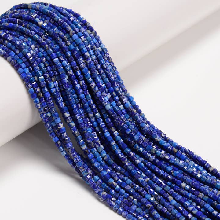 CRCBEADS - Vente Perle - Perles en cube facetté en lapis-lazuli naturel taille 2 mm 15,5'' brin