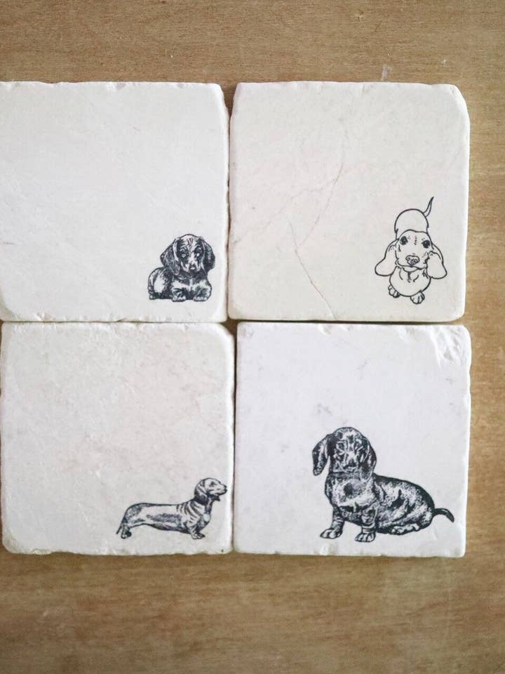 Dachshund Marmor Untersetzer 4er Set für den Großhandel von Lace, Grace & Peonies Marble Coasters