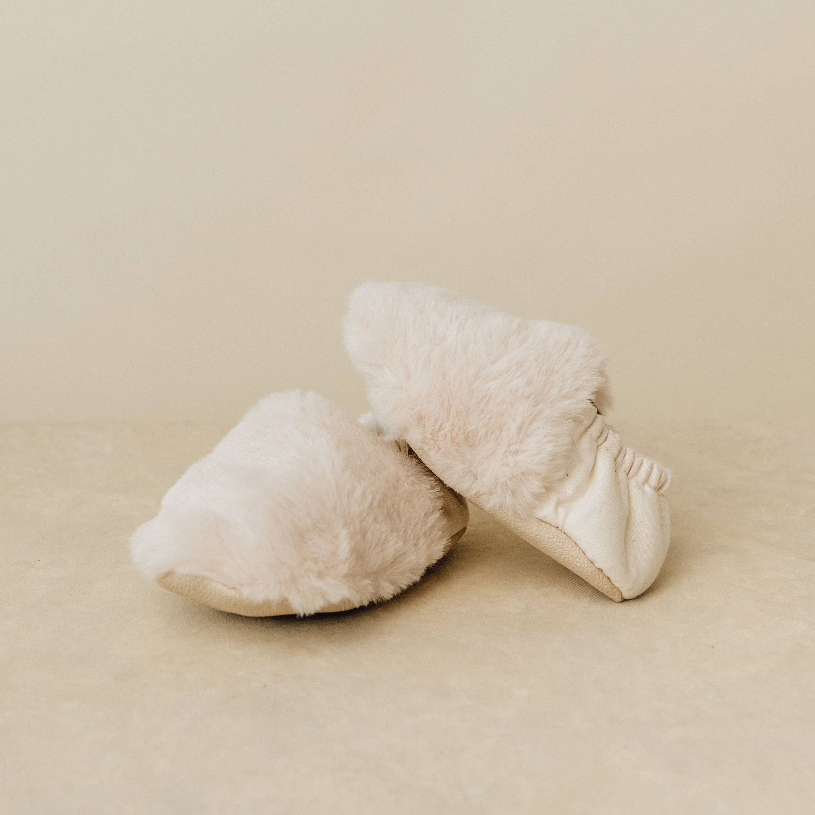 SoftSoul Footwear INC - Wholesale Slippers - Baby - Bunny Faux Fur Feet - Beige1