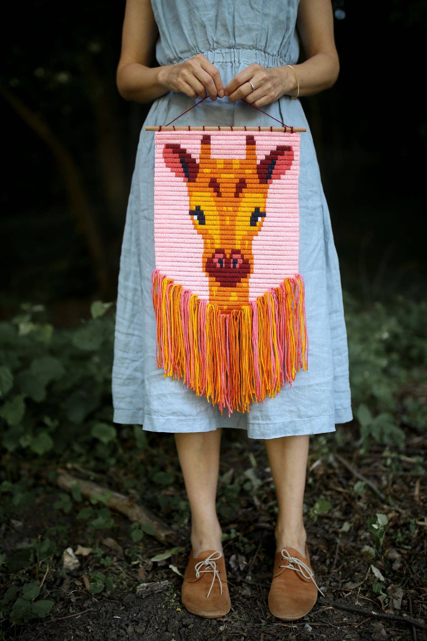 SOZO DIY – wholesale DIY craft kit – SOZO DIY - Giraffe Wall Art Embroidery Kit2