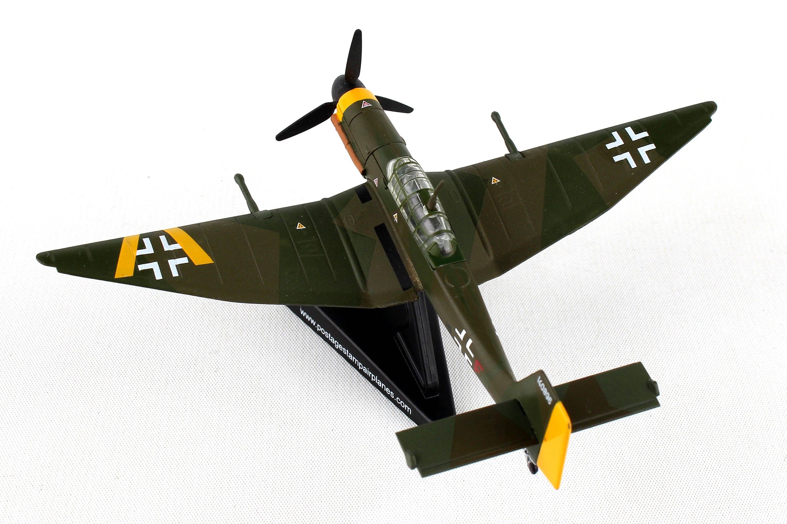 Daron Worldwide Trading - Venta al por mayor Artículo decorativo de mesa - SELLO POSTAL PS5339-4 JU87 STUKA 1/1104