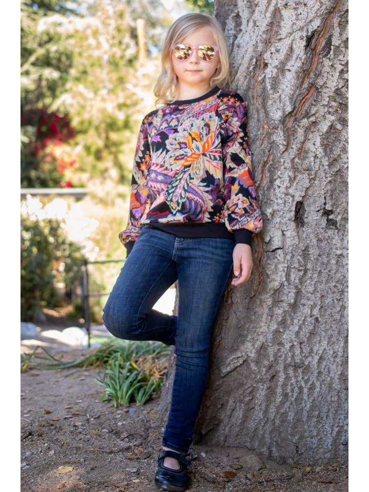 Eva Franco - Wholesale Sweatshirt - Kids - Clyde Sweatshirt in Printed Paisley Damascus Knit - Girls1