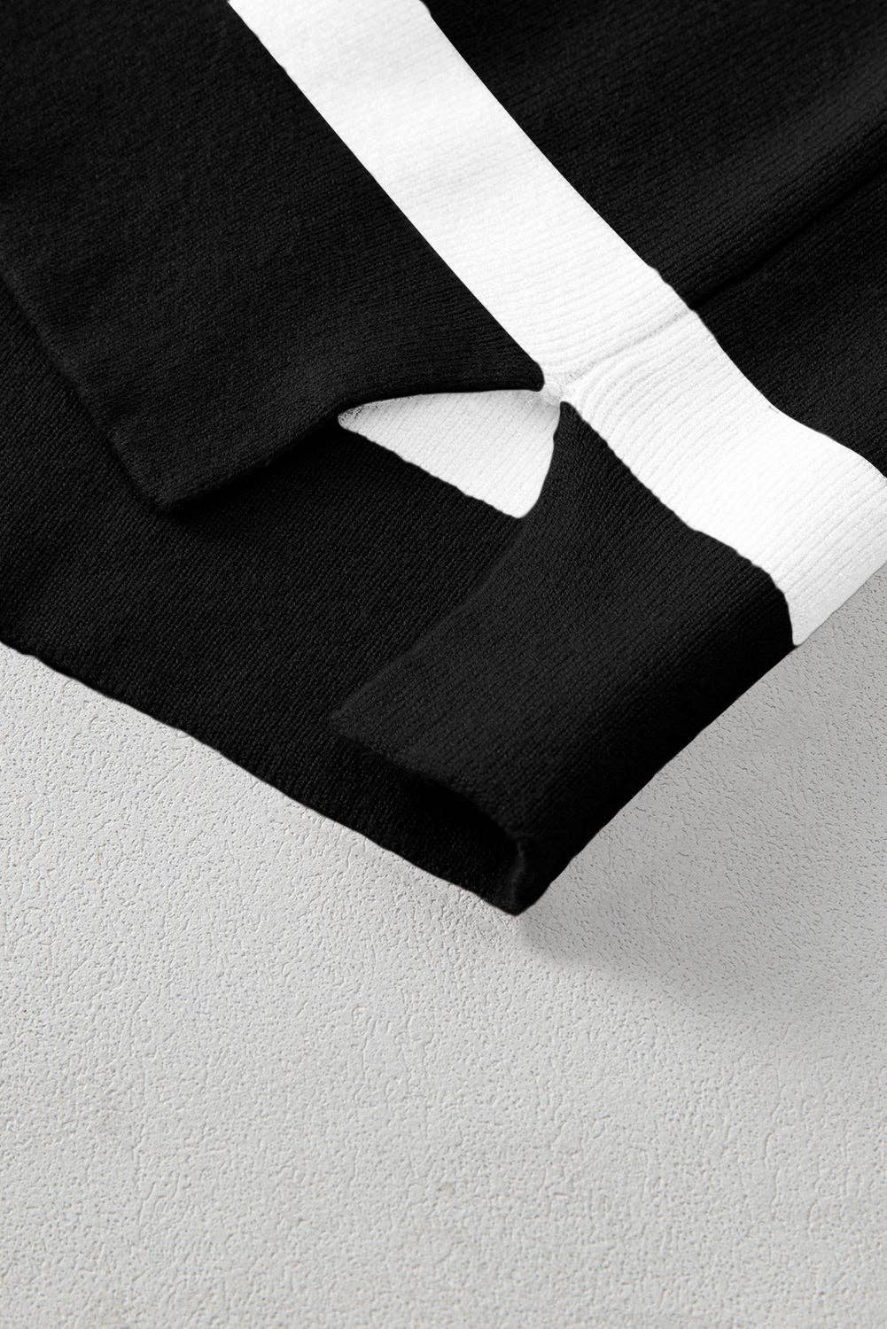 Amaryllis Apparel - Wholesale Tunic Sweater - Women's - Stripe Colorblock Oversized Sweater24