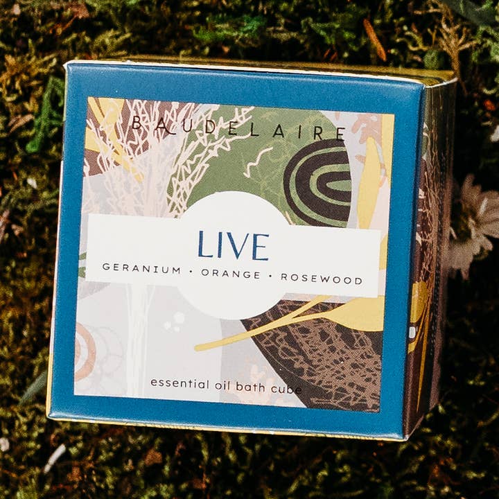 “Live Well” Bath Bomb – 7oz Cube for wholesale by Baudelaire