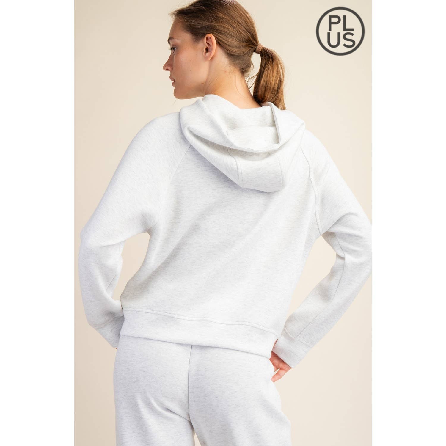 Rae Mode - Vente Veste de sport – femme - VESTE À CAPUCHE QUART DE ZIP EN SCUBA MODAL GRANDE TAILLE7