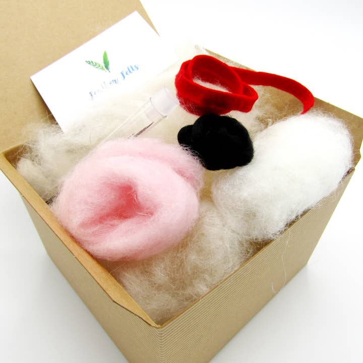 Feather Felts - Wholesale Craft Sewing Kit - White Mouse - Needle Felting Kit2