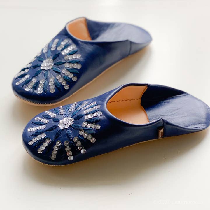 Babouche Marocaine en cuir//Spangle Twilight Blue pour la vente par dear Morocco