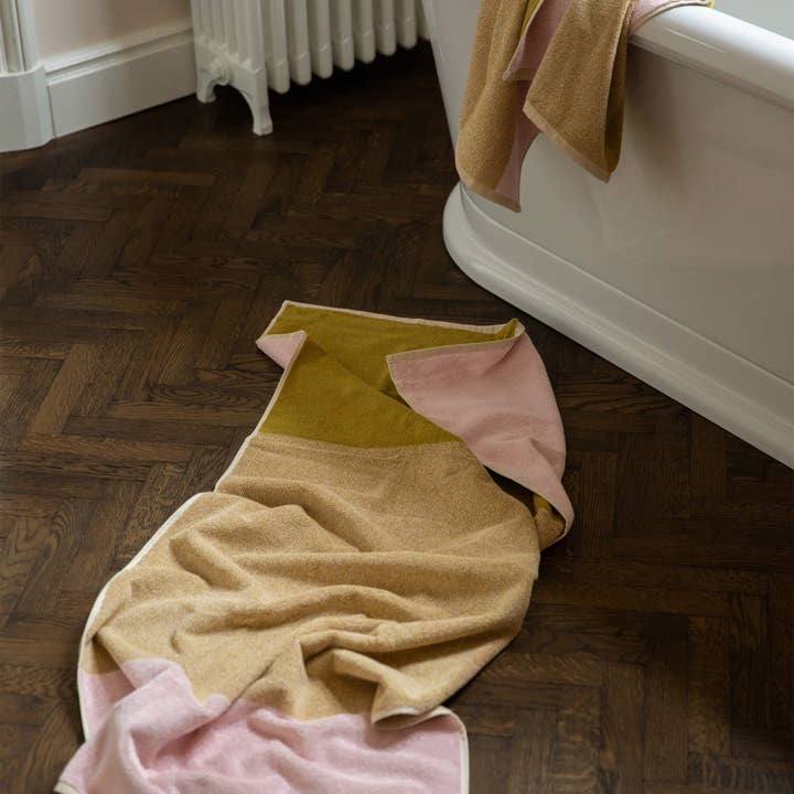 Handdoeken Set Blend Blush Olive (2 st.) for wholesale on Faire8