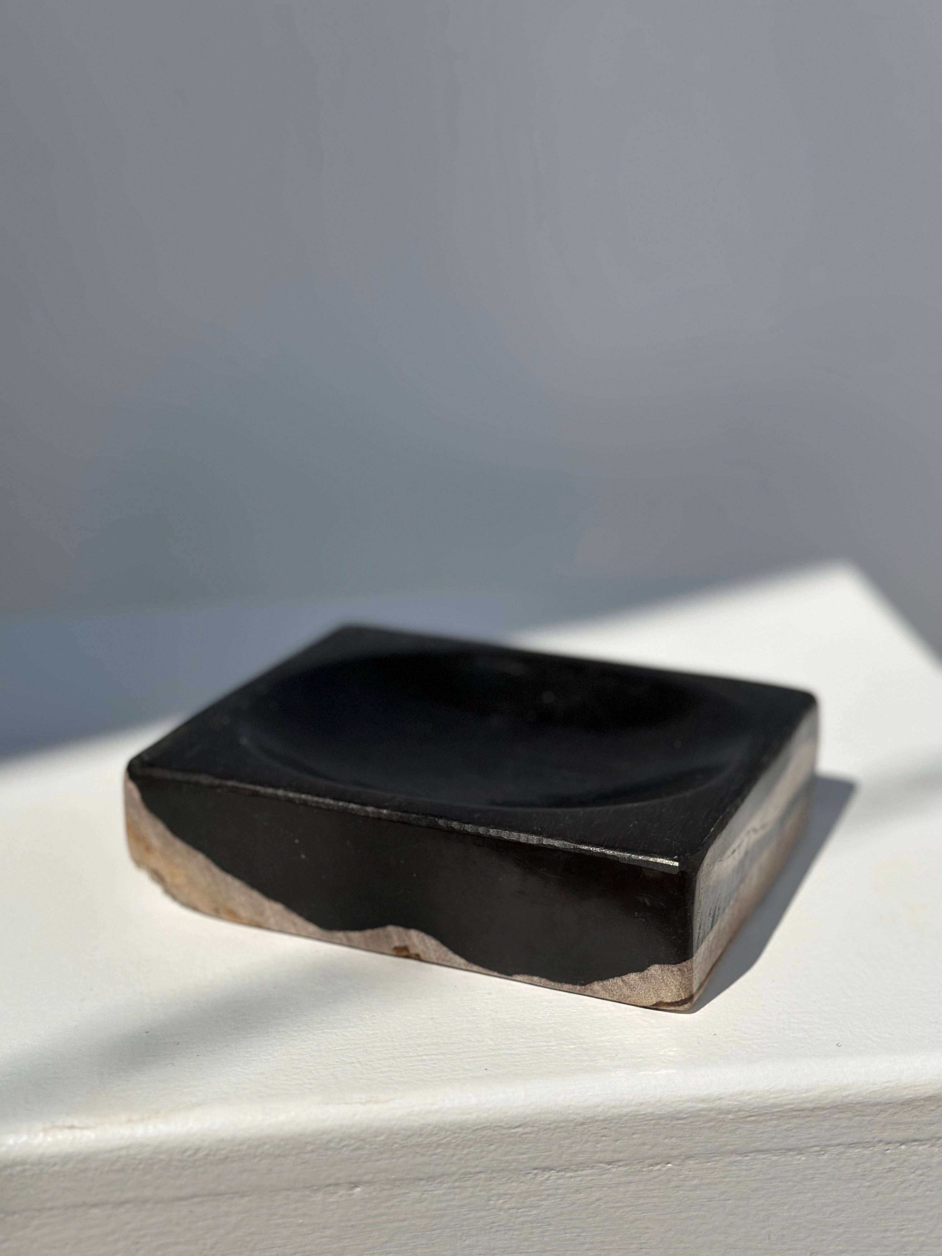 Office Objets - Wholesale Bath Soap Dish - Petrified wood soap dish with white underside4