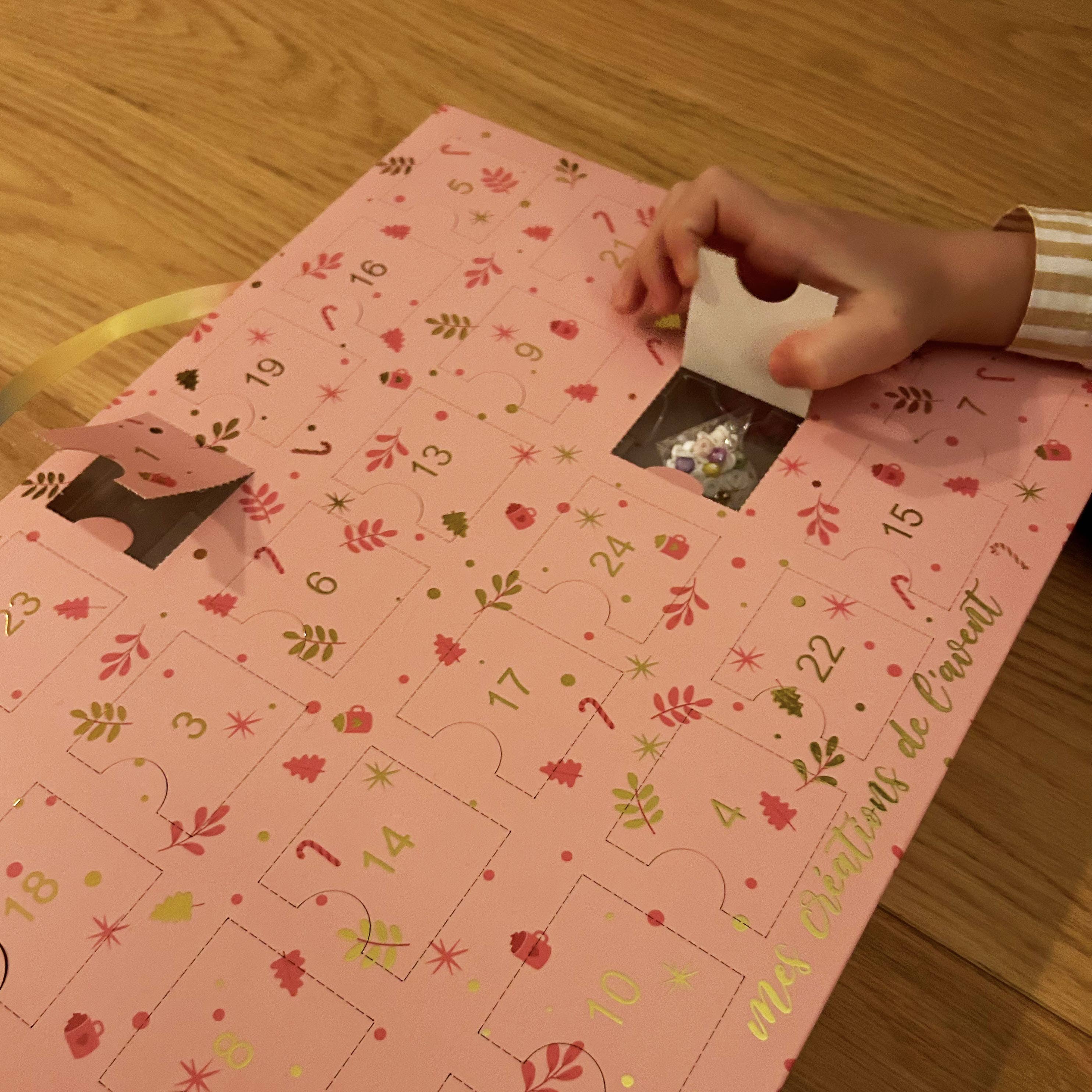 Mamie dans les orties - Venta al por mayor Kit de manualidades - Calendario de adviento creativo2