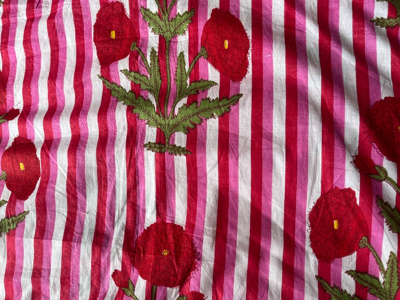 GYPSY STUDIO - Wholesale Fabric Paint - Floral Printed Cotton Fabric Dressmaking Fabric By The Yards1