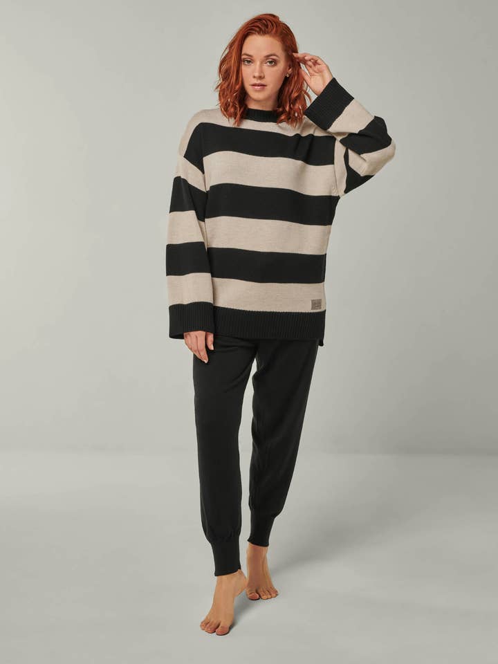 SET DA CASA - Felpa Felia & Pantaloni Bella per la vendita all'ingrosso da parte di YOU LOOK PERFECT Loungewear