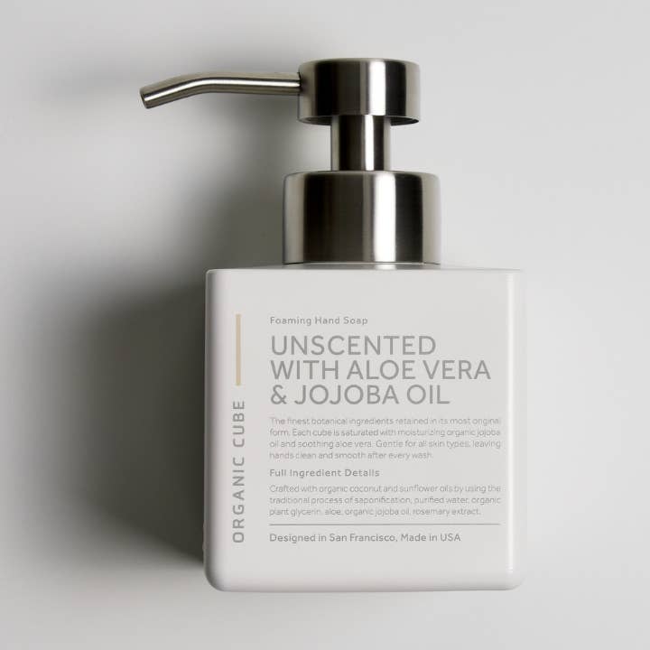 Savon moussant pour les mains à l'aloès et à l'huile de jojoba pour la vente par Organic Cube