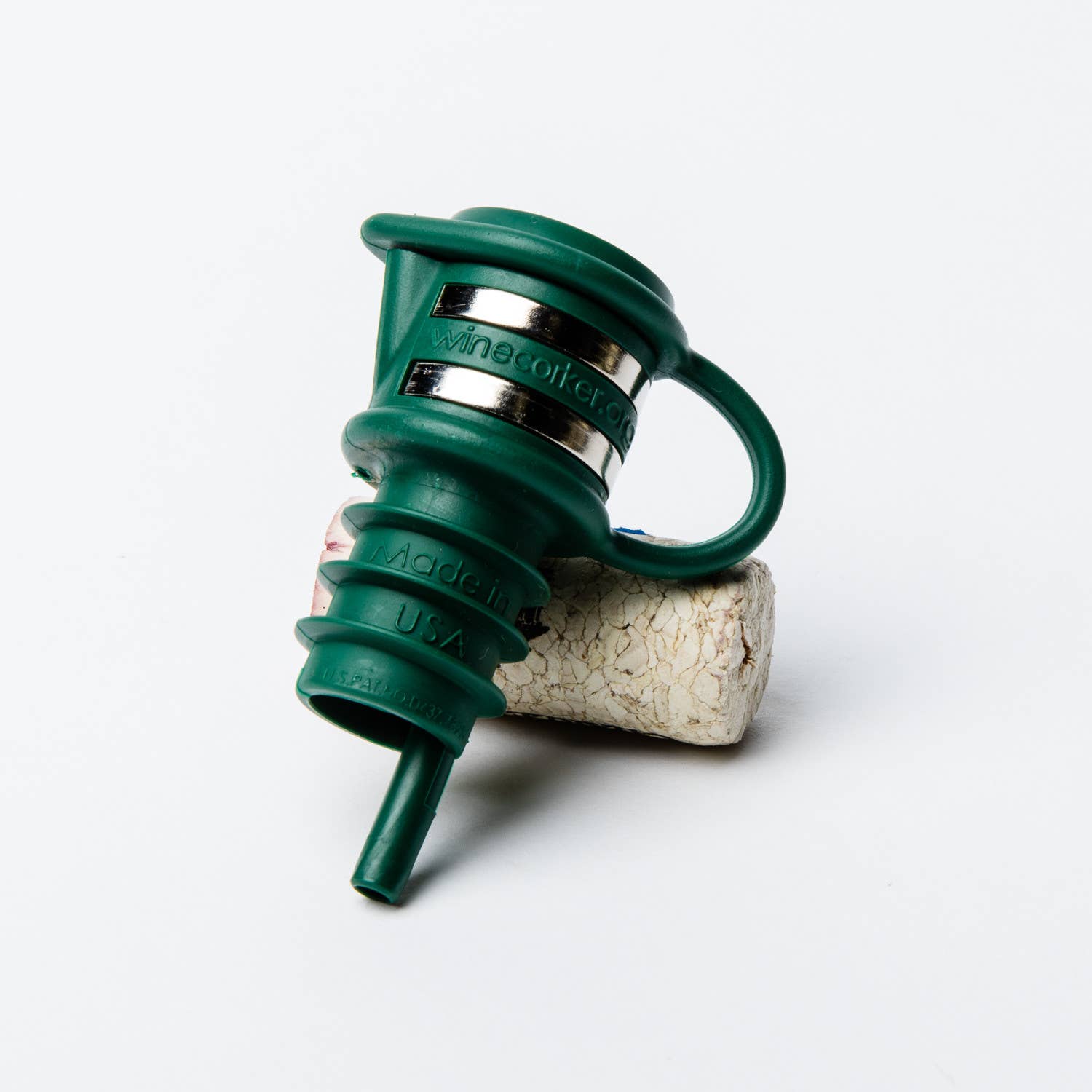 Haley's Corker - Wholesale Wine Tool Set - Carded Platinum Corker - Green Screw Cap Wine Bottles1