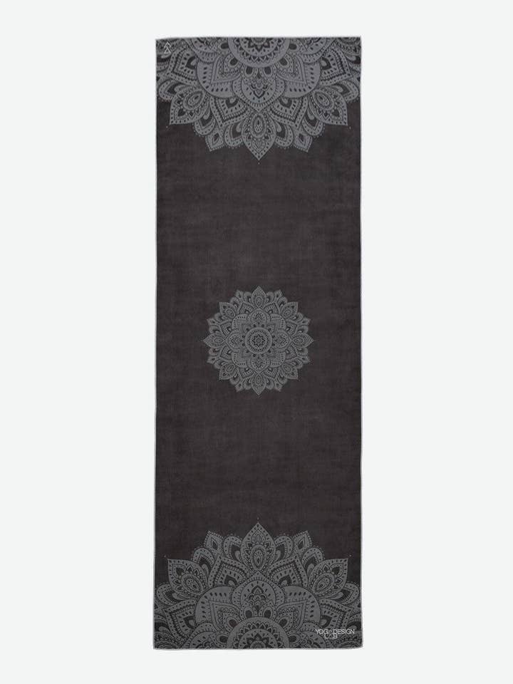 Yogamat Handdoek - Mandala Zwart voor wholesale door Yoga DesignLab EU
