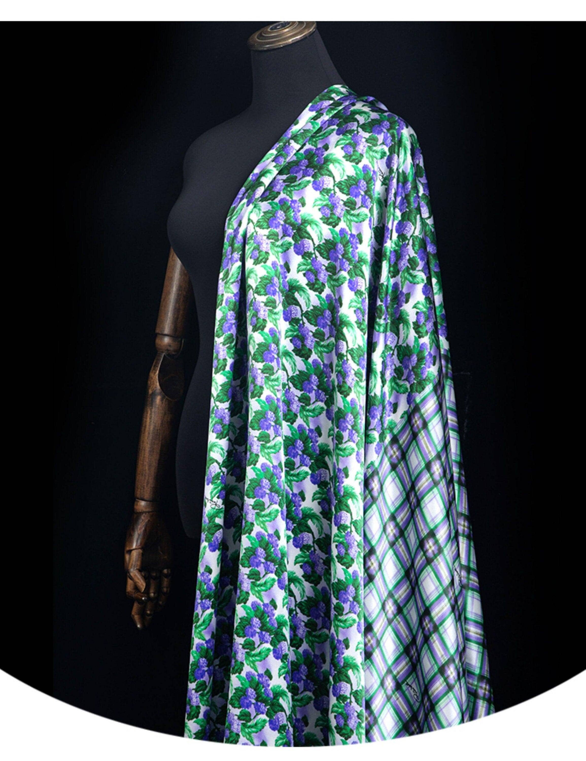 SueSilkHK – wholesale Fabric – Designer Silk Fabric with Tiny Floral Plaid Print - Premium Silk Crepe de Chine - 100% Mulberry Silk - Dress Shirt Fabric1