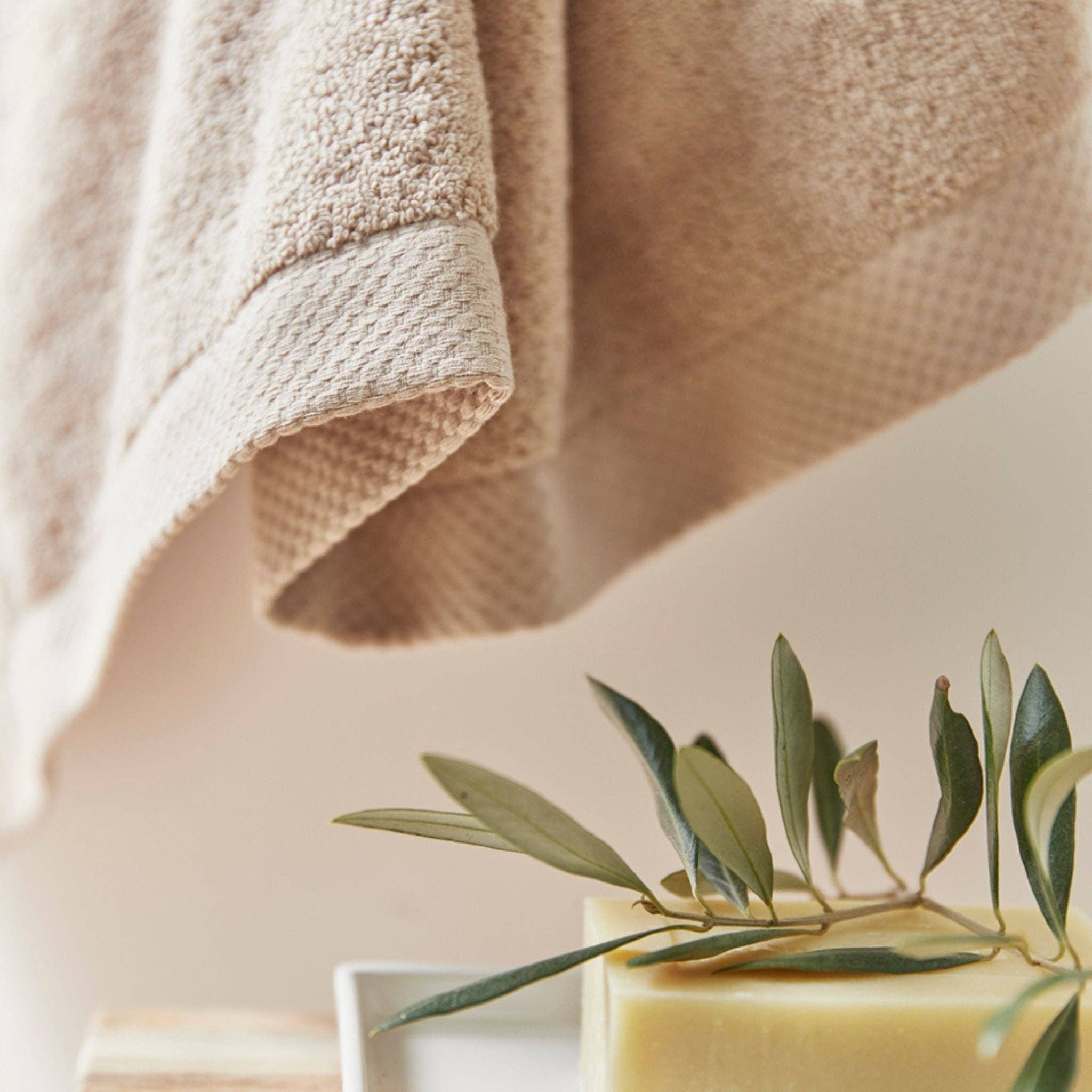 Torres Novas - Venta al por mayor Toallas de baño - Toallas de baño beige Luxus de 550 GSM11