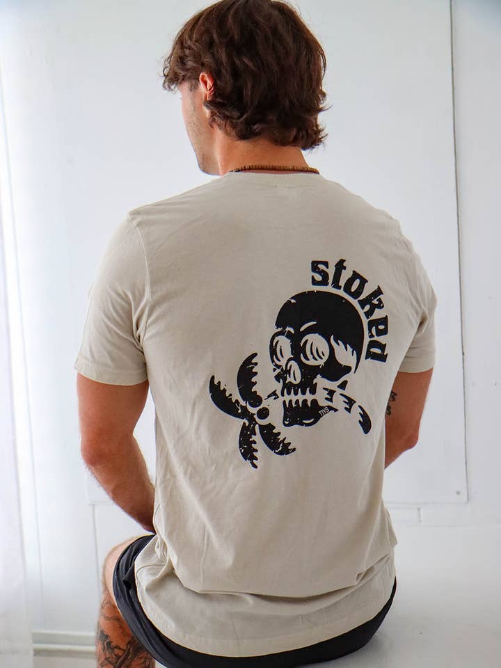Camiseta unisex Stoked Skull para venta al por mayor de TIYS Clothing Co.