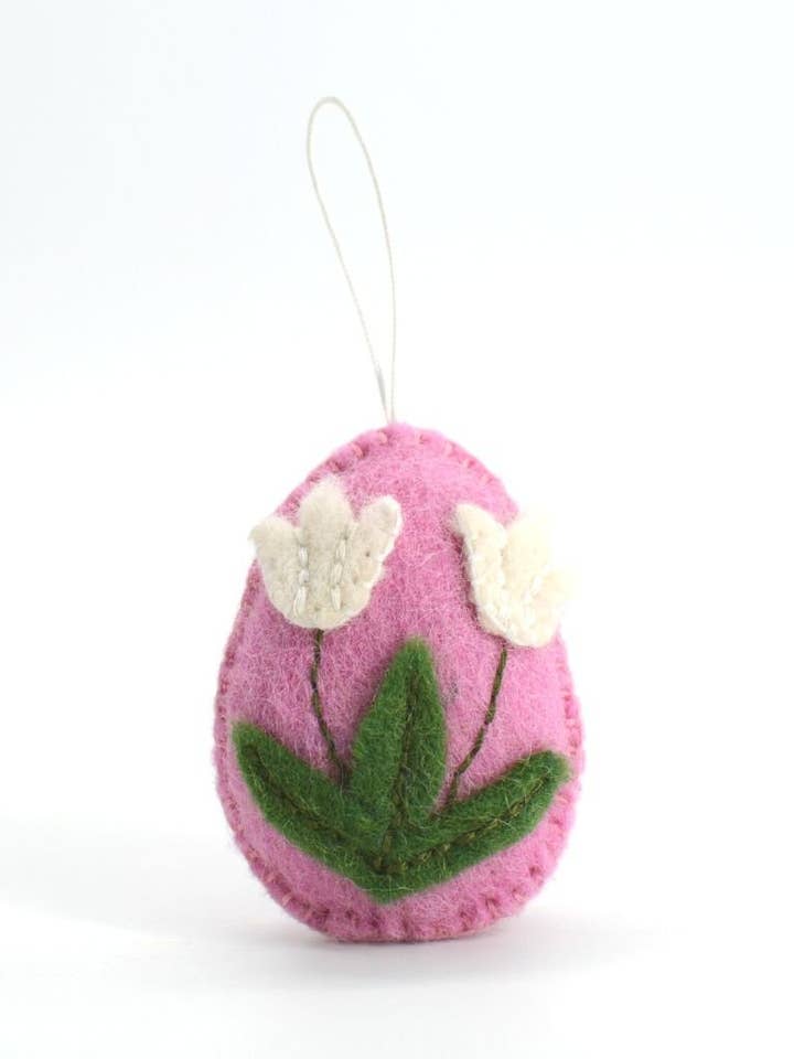Paasvilten roze ei met tulp | Set van 10 voor wholesale door Woollyfelt