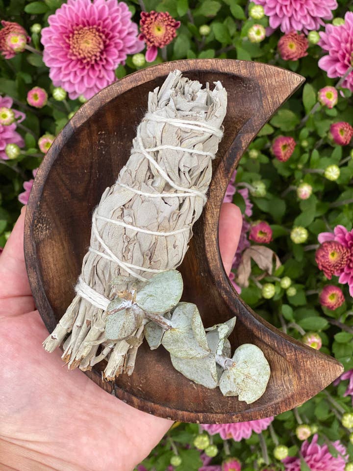Bulk Sage Bundles for Smudging for wholesale by Essential Sage
