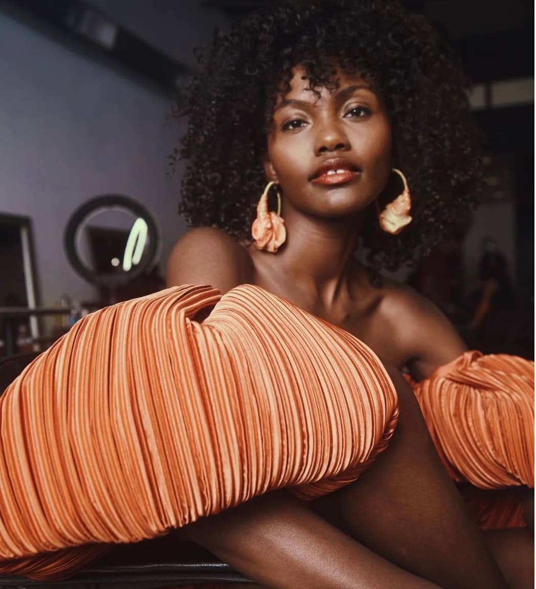 Burkinabae - Wholesale Hoop Earrings - Kabore Queen Hoops-Apricot Chiffon1