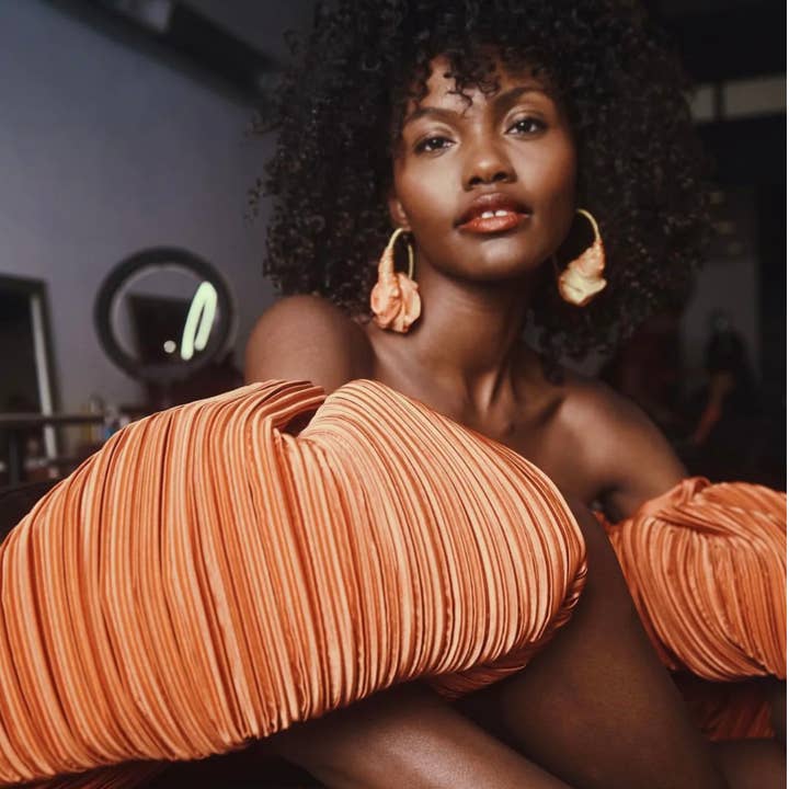 Burkinabae - Wholesale Hoop Earrings - Kabore Queen Hoops-Apricot Chiffon1