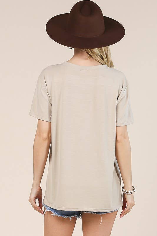 Avery - Venta al por mayor Camiseta serigrafiada - Mujer - CAMISETA DE MANGA CORTA CON ESTAMPADO HOWDY HONEY AV1205-CORINE9