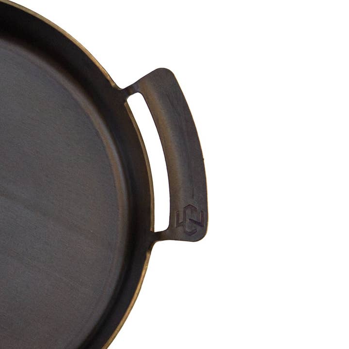 Cast-A-Way Carbon - Wholesale Cast Iron Skillet - 12" Pioneer Pan2