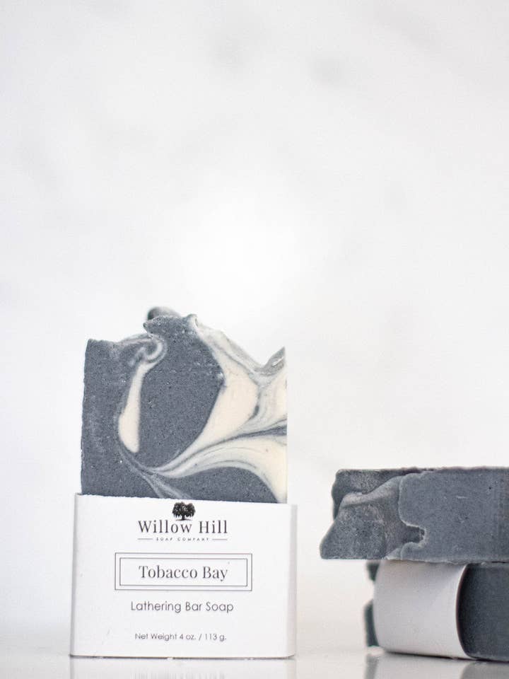 Tobacco Bay Bar Tvål för wholesale av Willow Hill Soap Company