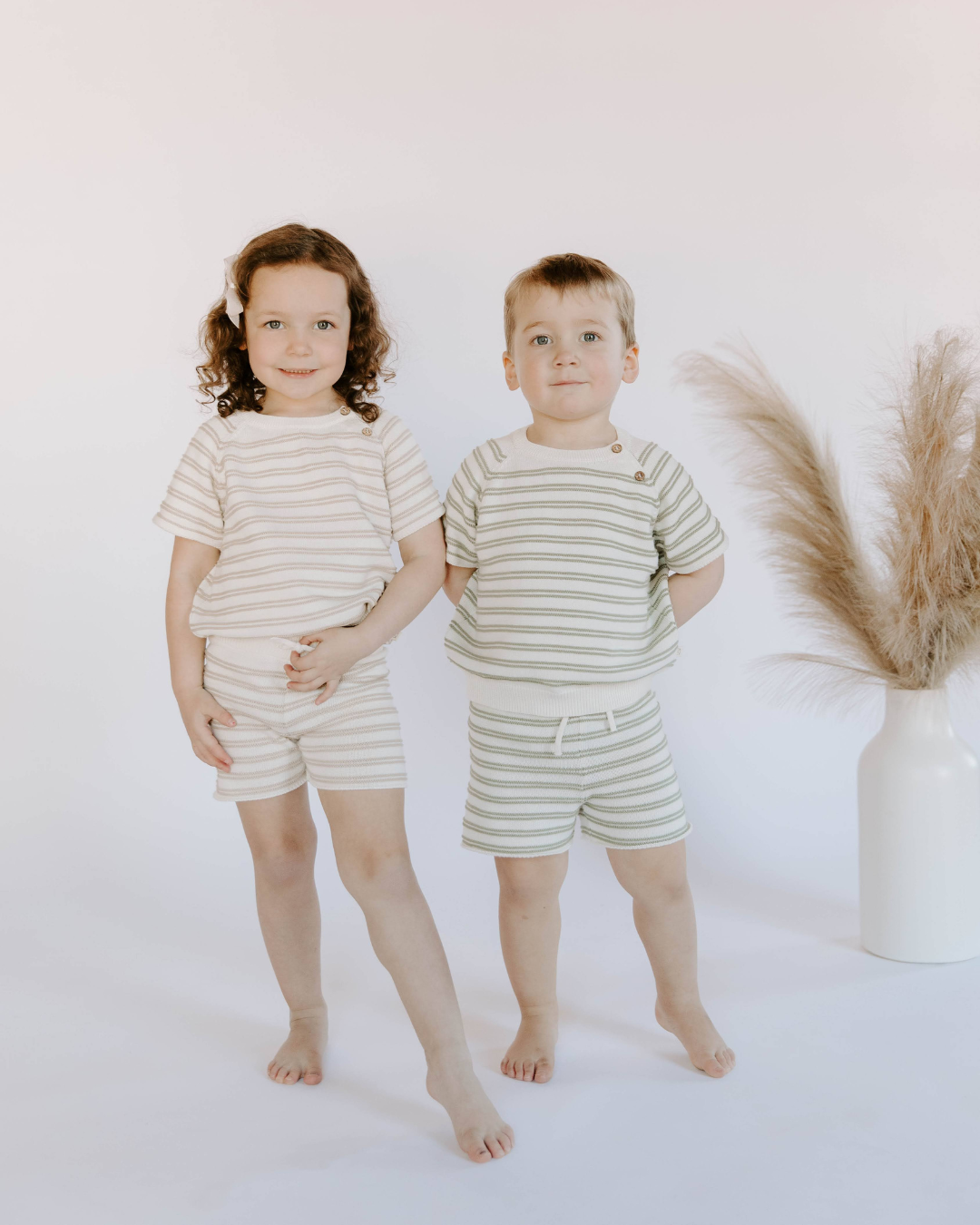 Dear Hayden - Vendita all'ingrosso Completo top e pantaloncini - Bambini - Completo a righe in maglia di cotone biologico5