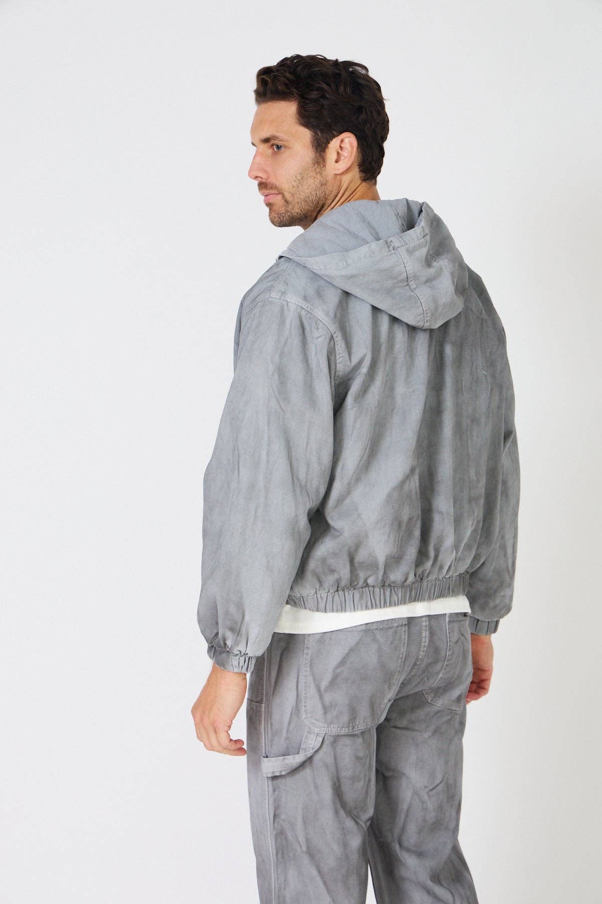 TOP MONDAY – Großhandel Top- & Hosen-Set (NICHT Loungewear) – Herren – Workwear-Jacke / Oversize-Cargo-Hose Set – Verwaschene Baumwollleinwand4