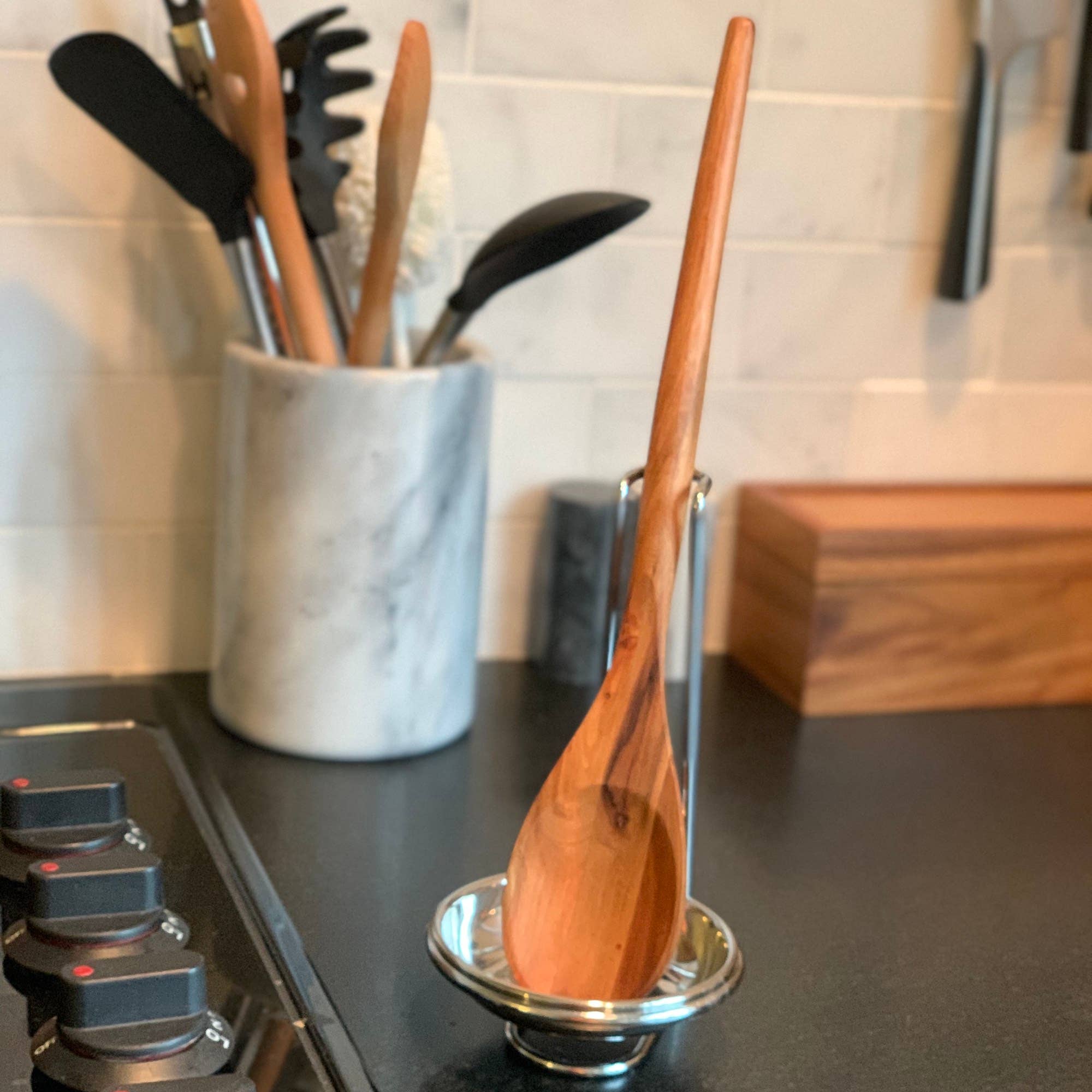 Fox Run Brands - Vendita all'ingrosso Cucchiai da cucina - Cucchiaio lungo in legno di acacia Ironwood, utensile da cucina, 35,6 cm4