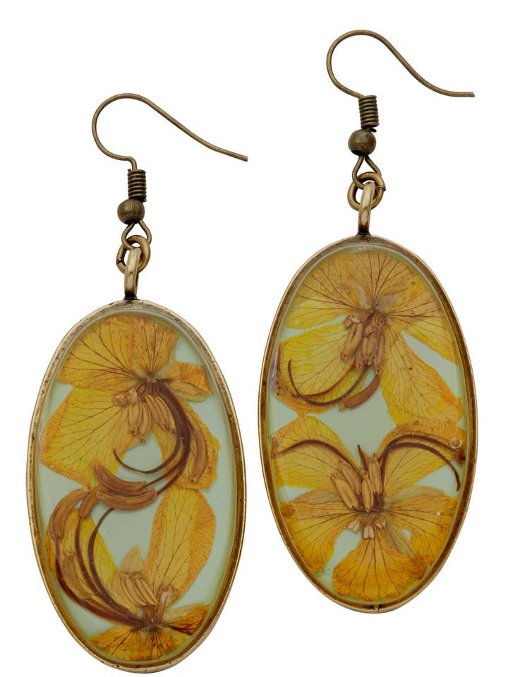 Wild Butterfly Pansy stora ovala örhängen för wholesale av Shari Dixon