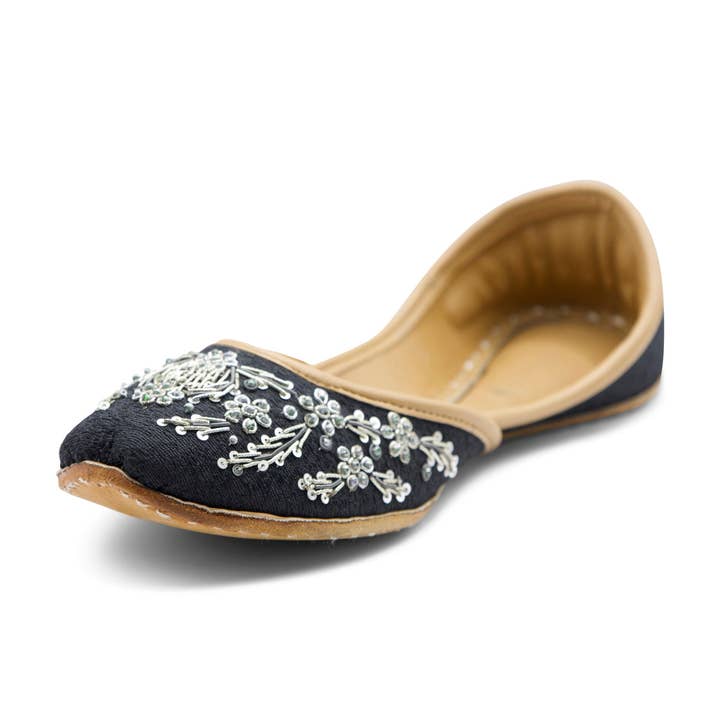 Aaram - Black Jutti for wholesale by Ujaala