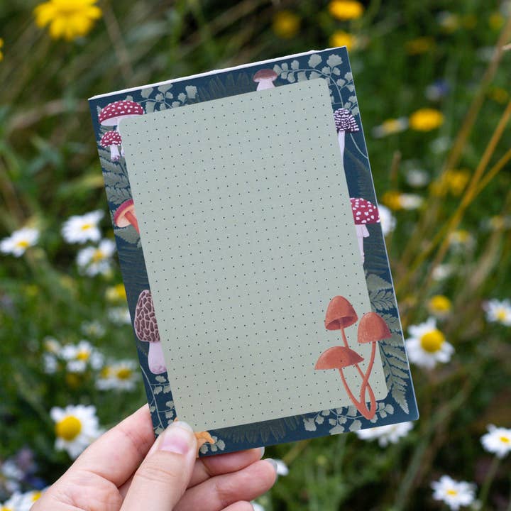 Bloco de Notas A6 com Design de Cogumelo por atacado de MellowApricotStudio