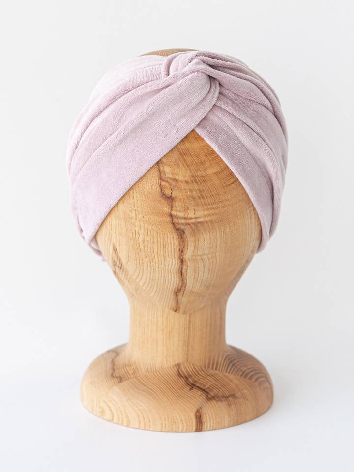 Turband Maxi en velours vieux rose pour la vente par Looks by Luks