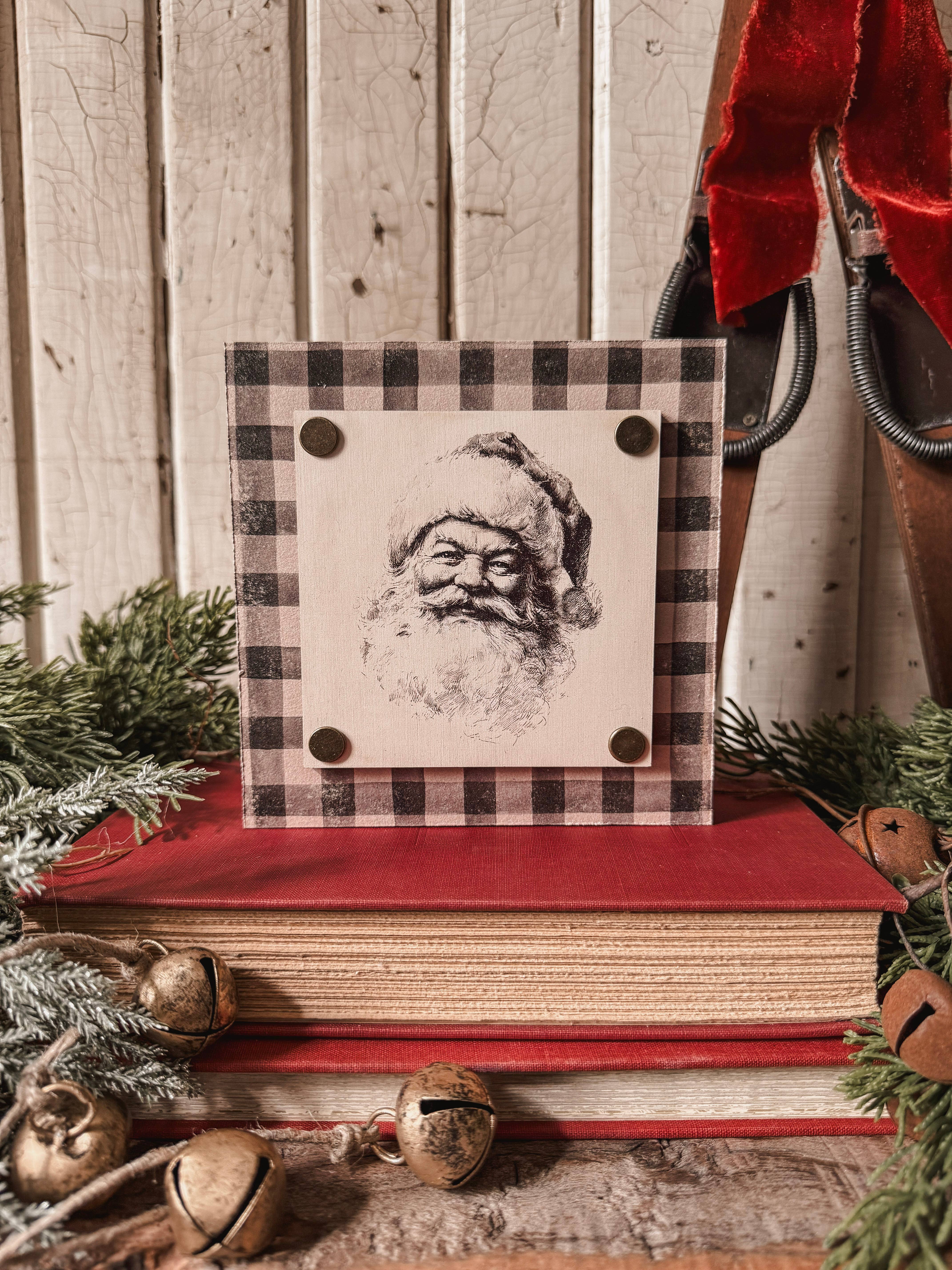 WillowBee Signs & Designs - Wholesale Sign - Mini Block Sign- Vintage Santa Face Plaque0