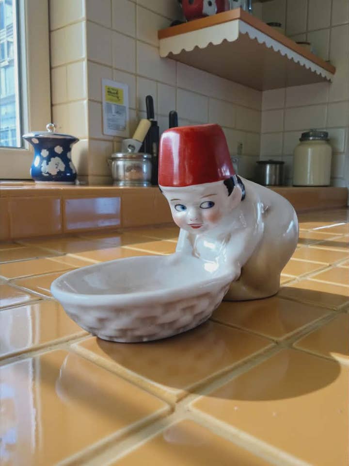 Senapskruka Orientaliskt barn Art déco – Keramik Porslin för wholesale av Art Déco Style