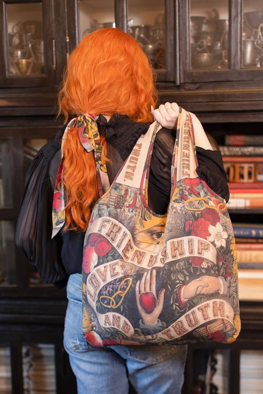 Market of Stars (Worldwide) – wholesale Tote bag – Women's – Friendship Love & Truth Linen Tote Bag w Vintage Heart Print4