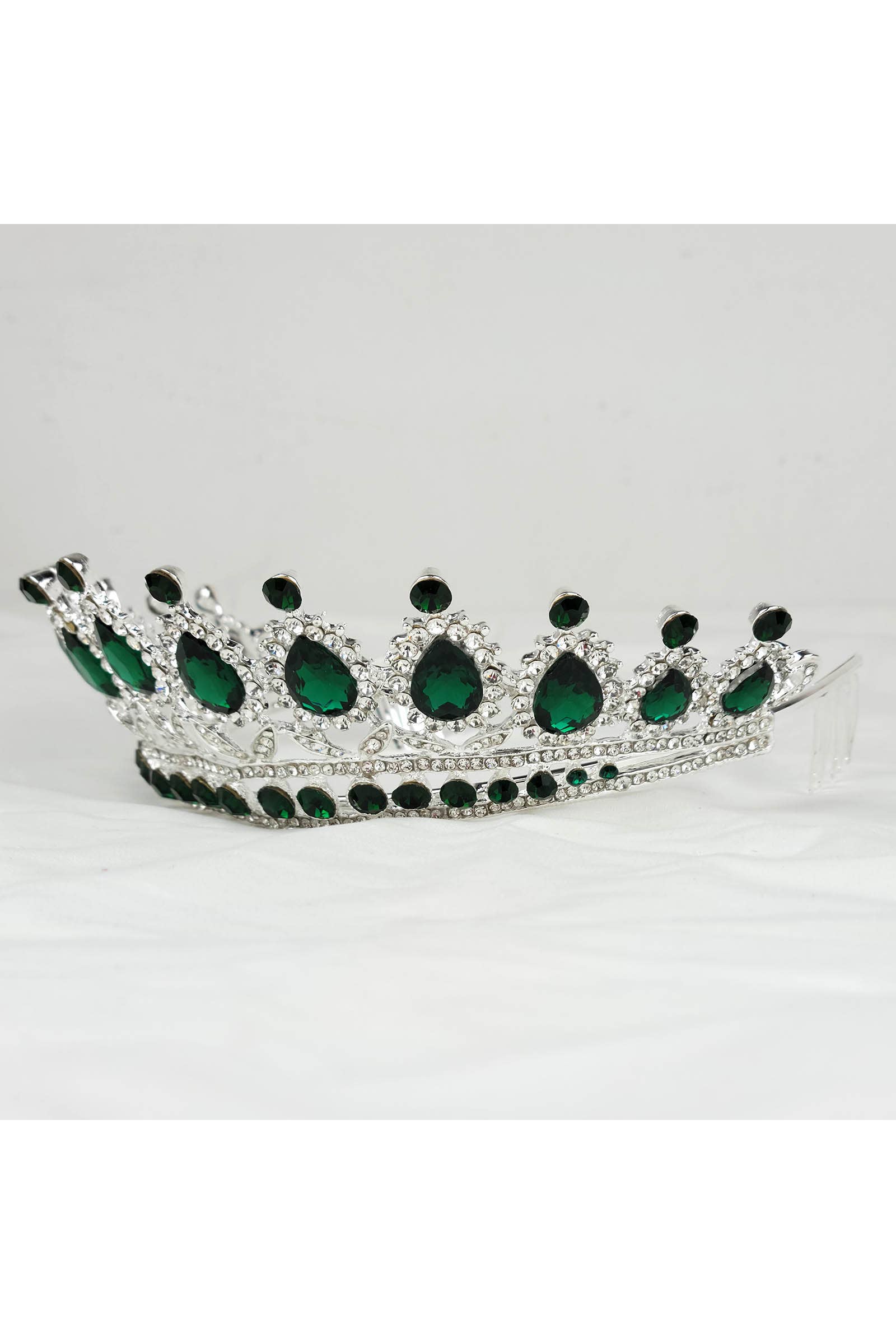 Chicas - Wholesale Tiara - Women's - One Size Fits All Metal Tiara With Jewel Rhinestones HT879-26