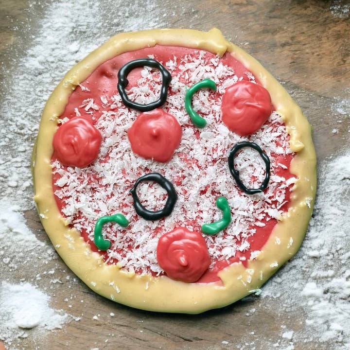 YumYum4DOGS - Wholesale Pet Treats - Dog - Personal Puporoni Pizza