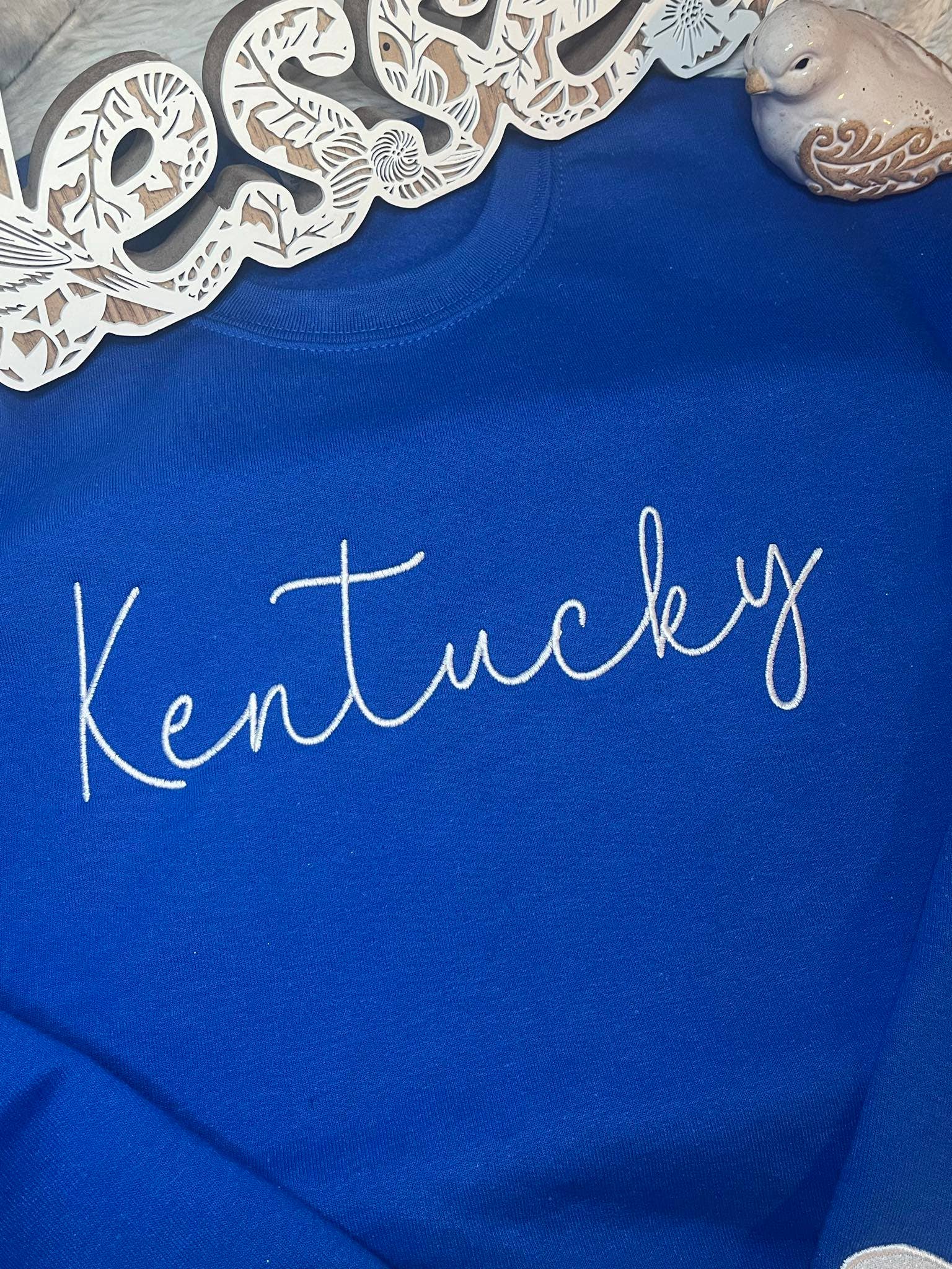 April's Sew Vinyl - Wholesale Sweatshirt - Unisex - Side Bow Custom Name Sweatshirt2