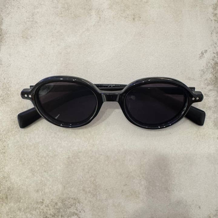 Cassette Barcelona - Wholesale Sunglasses - Unisex - Naughty Bird UV400 Unisex SunglassesÂ