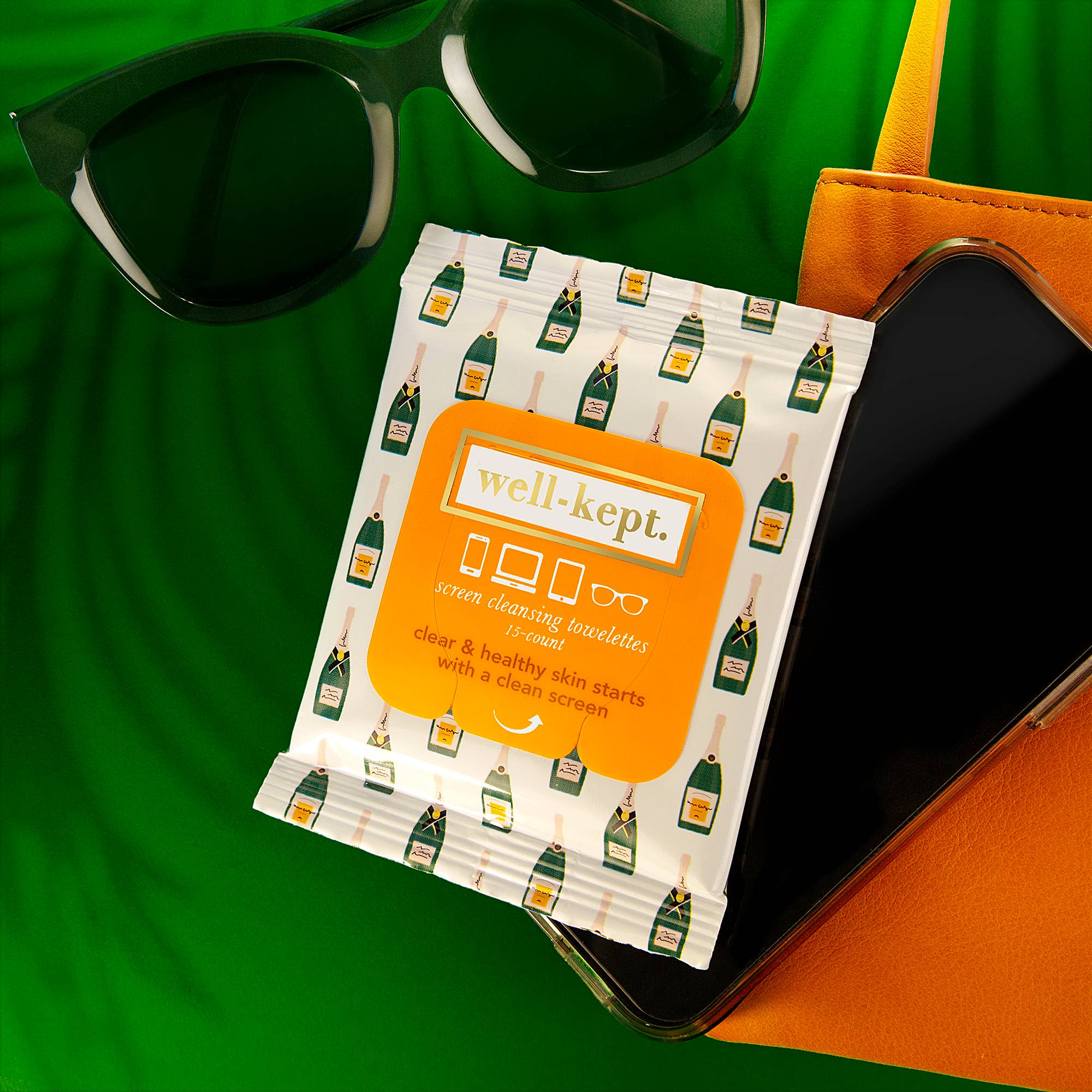 Well-Kept, Screen Wipes - Wholesale Cleaning cloth - Bubbly Screen Cleansing Towelettes/ Tech Wipes2