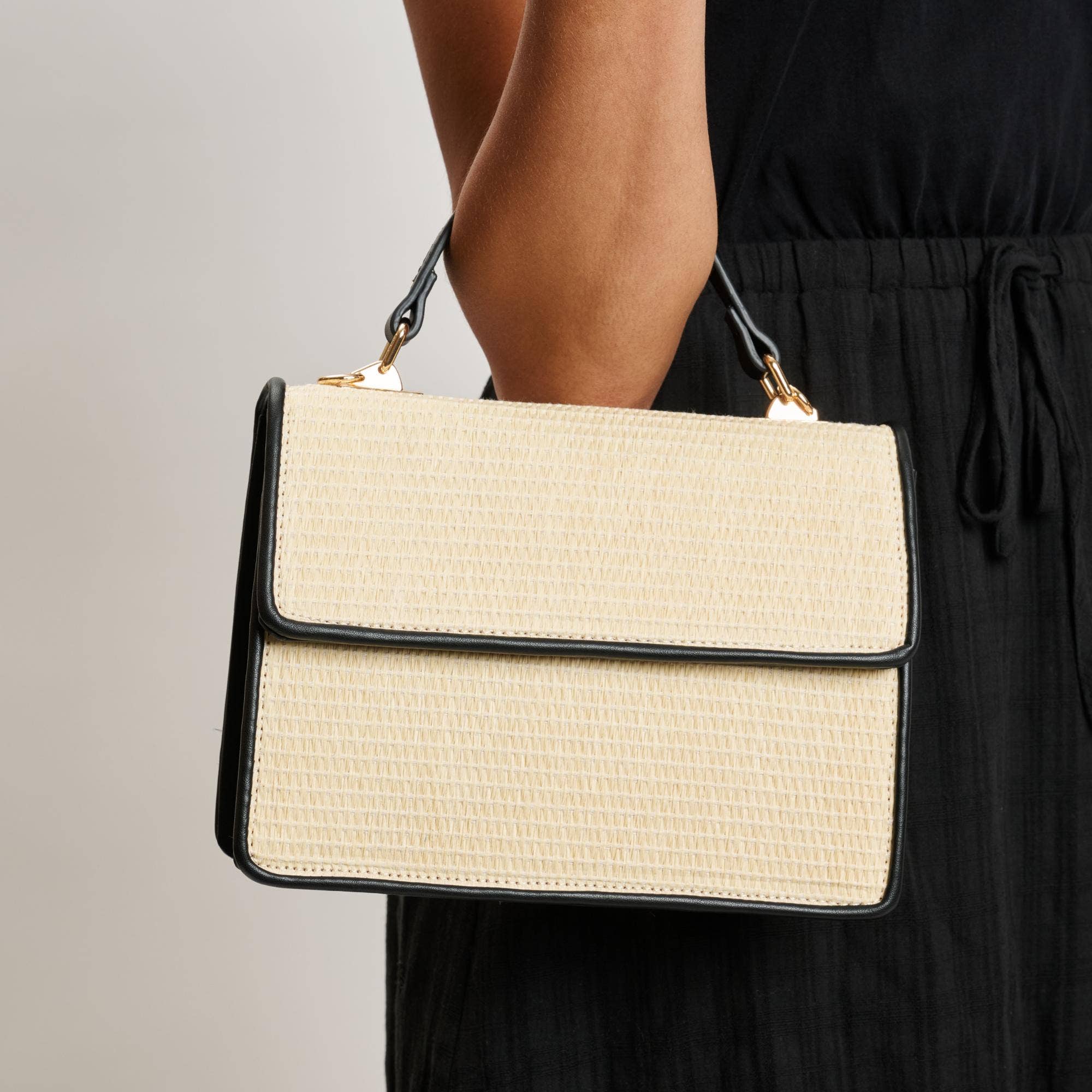 Ivory Black Ruth Crossbody for wholesale on Faire0