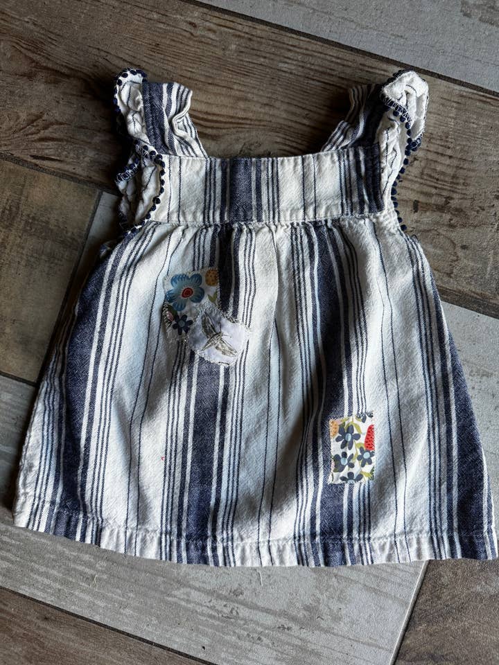 Striped Dress
9/12M 1 Avail only One of a kind for wholesale by Hammy Downs Threads