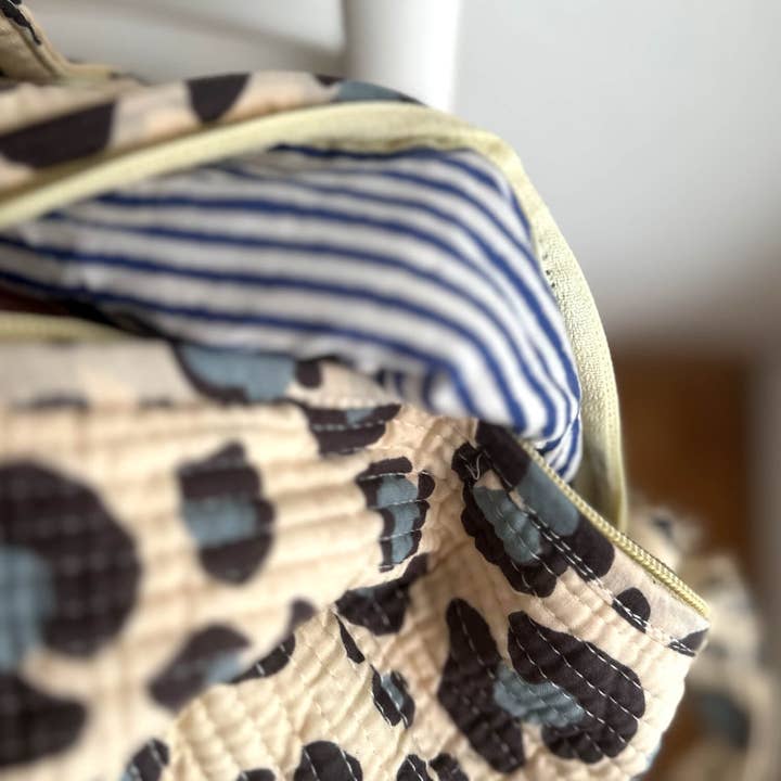 kikooni - Wholesale Weekender Bag - Women's - Large travel bag "blue Leo"4