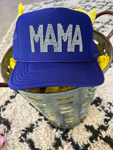Vibes Hat Company – boné - Mulher por atacado – Chapéu MAMA Rhinestone Trucker | Mama | Mães | Bonés4