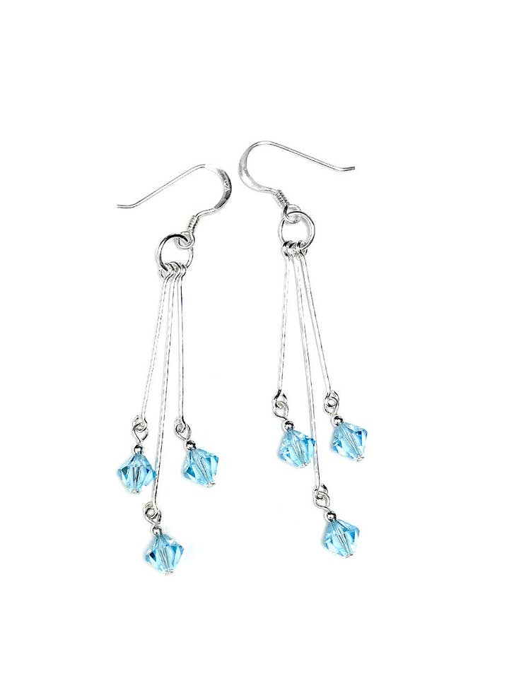 Örhänge med hängande kristallpärlor för wholesale av Zig Zag Asian Collection